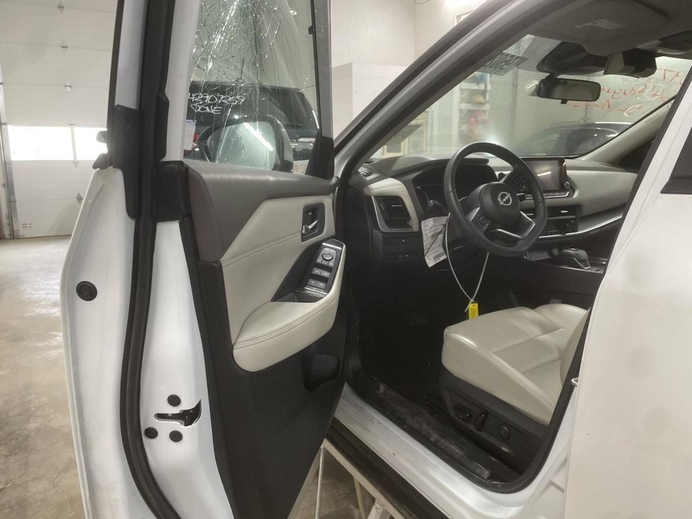 Complete Console Front Floor S Model Fits 21-25 ROGUE 1065919