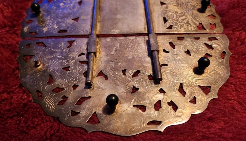 VTG Leonard Silverplate Adjustable Expanding Trivet Tableware Footed