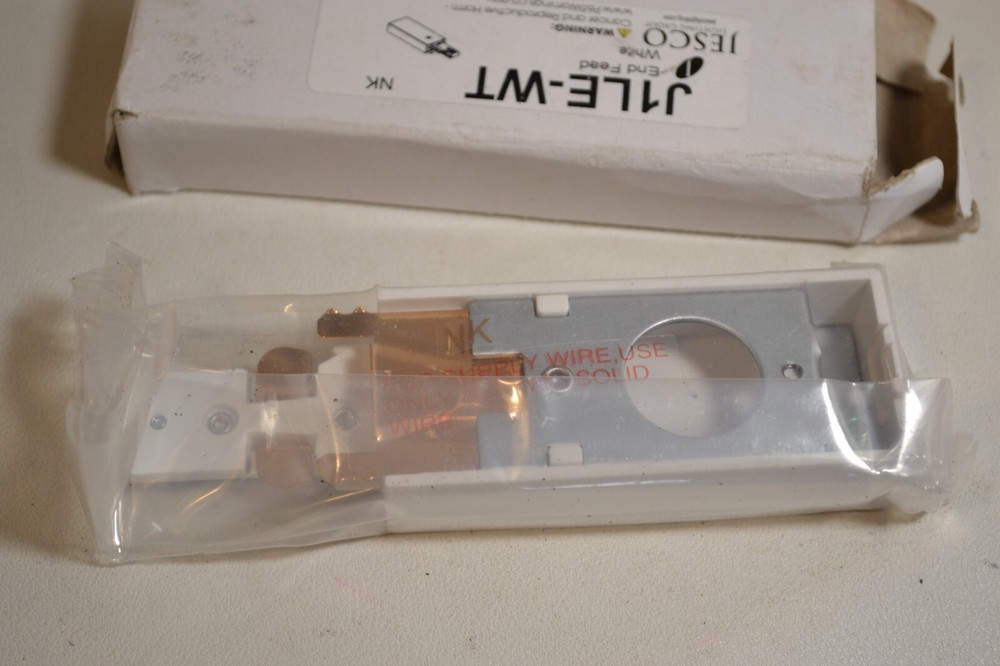 Jesco J1LE-WT End Feed WHITE