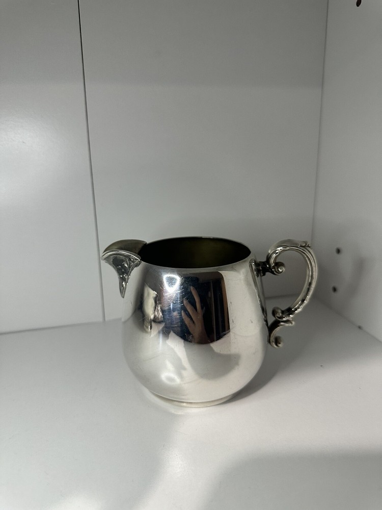 wm rogers water pitcher