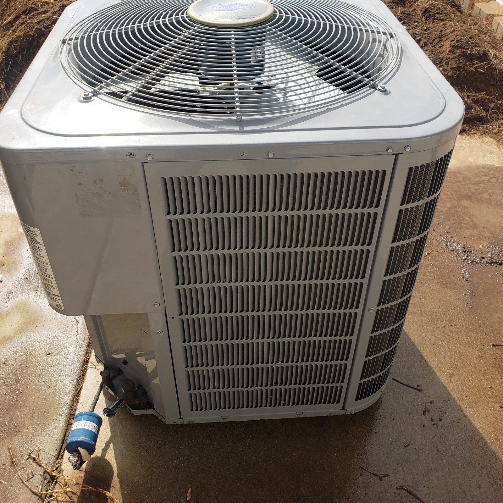 Carrier Performance Air Conditioner 17seer, 36,000btu