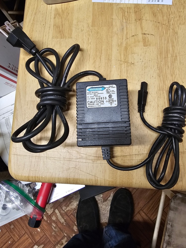 Hypercom WLT2408-1 AC/DC Adapter 27V 0.8A