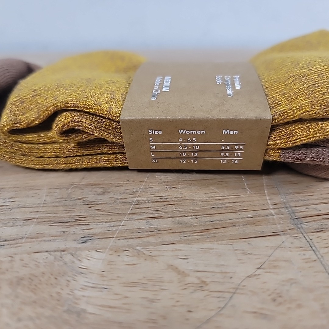 Wellow Premium Compression Socks Size Medium Yellow