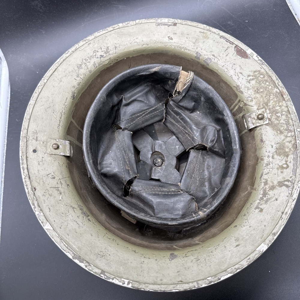 WWII WW2 Second 2nd Irish Brigade Eastern Command Helmet