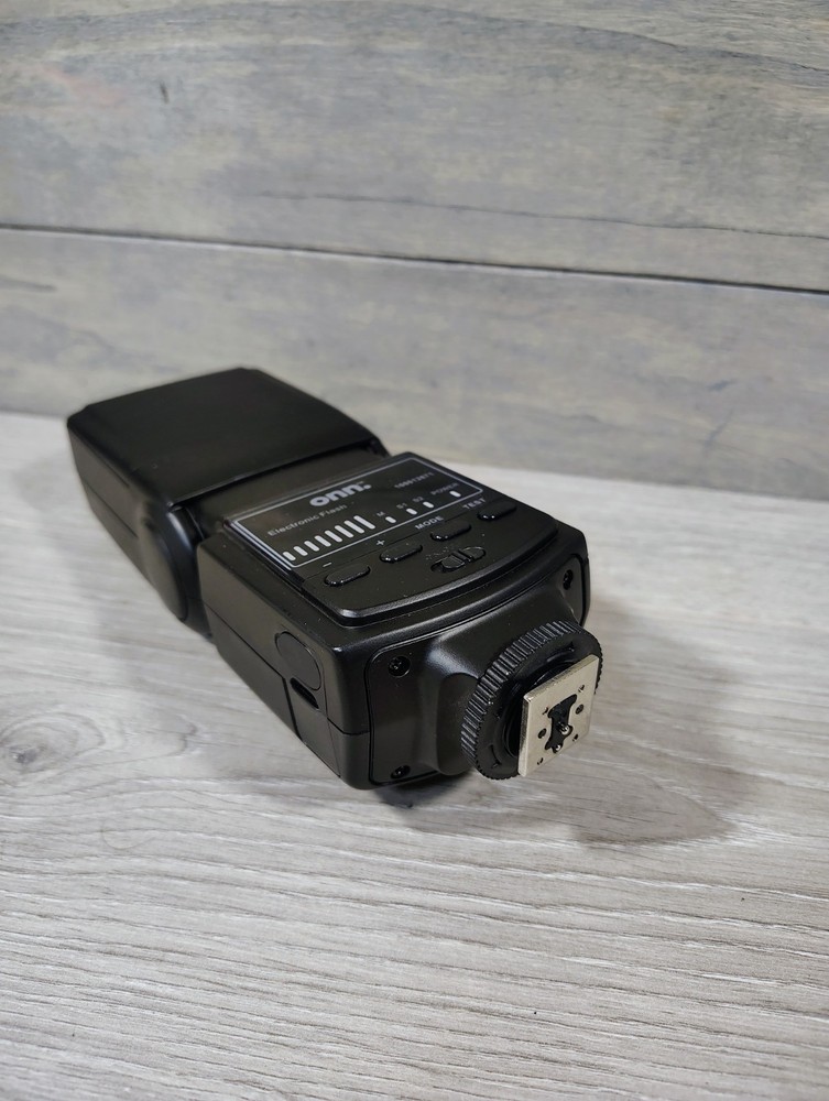 ONN Focus Electronic Flash 100012671
