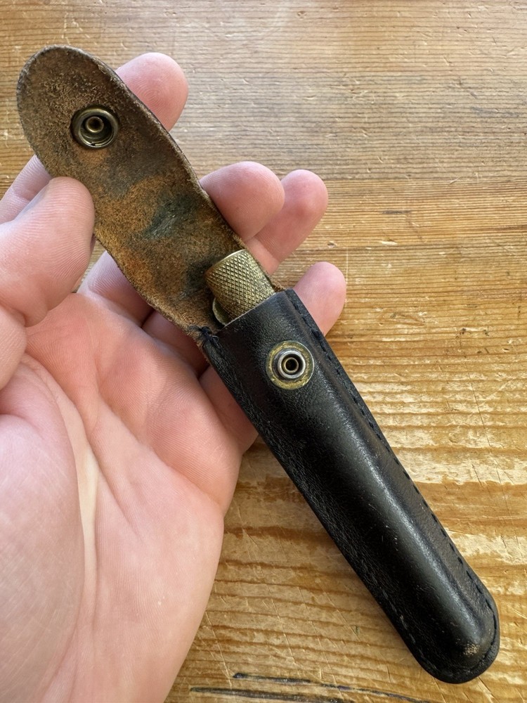EZE Lap Diamond M Sharpener Rod w/ Leather Sheath