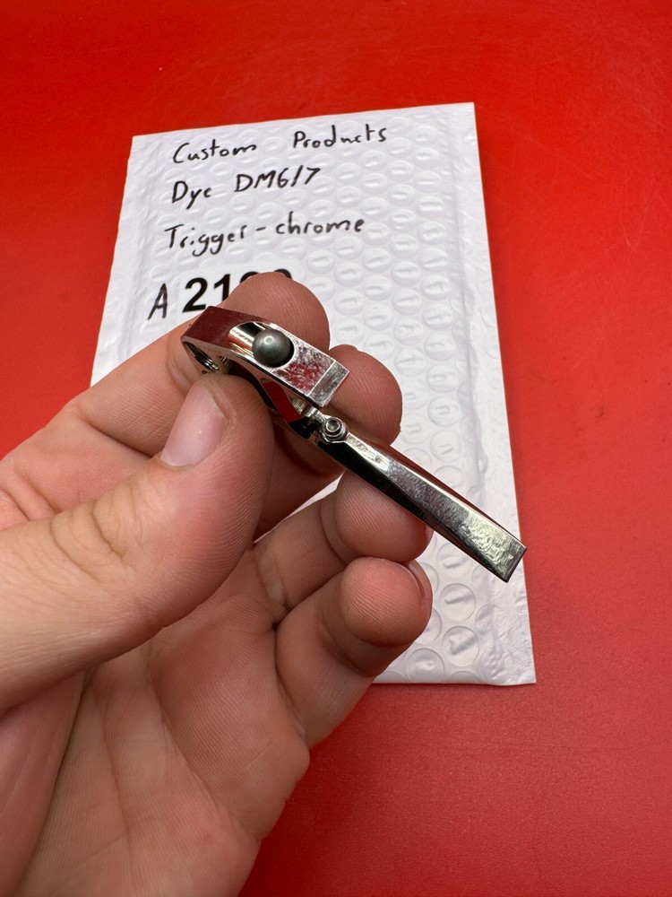 Custom products Dye DM6/7 Trigger-Chrome