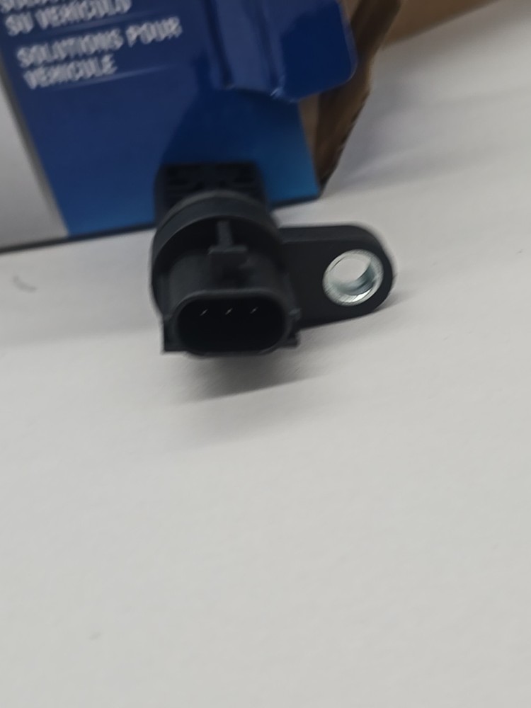 Engine Camshaft Position Sensor CARQUEST CSC1034