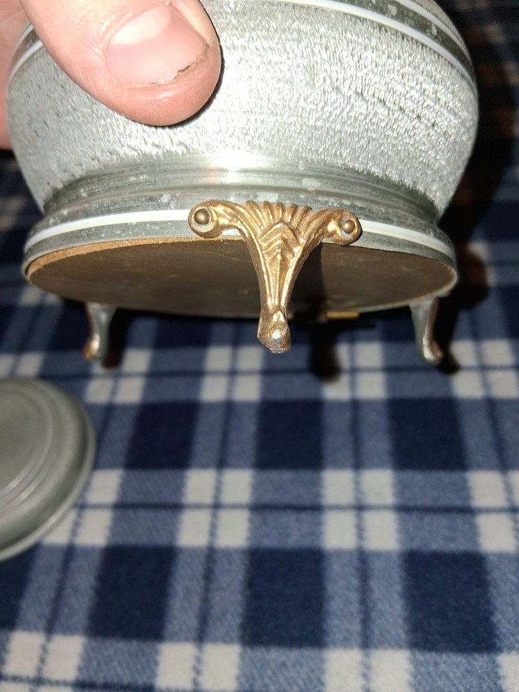 Vintage Musical Powder Box