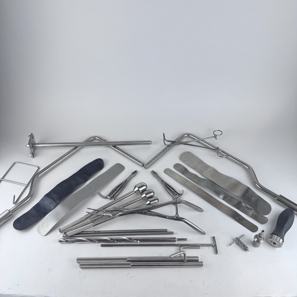 Pilling And More Retractor Spreader Set