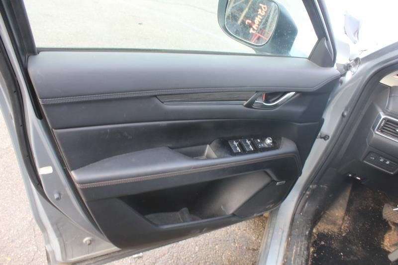 CX-5 2018 Camera/Projector 590621