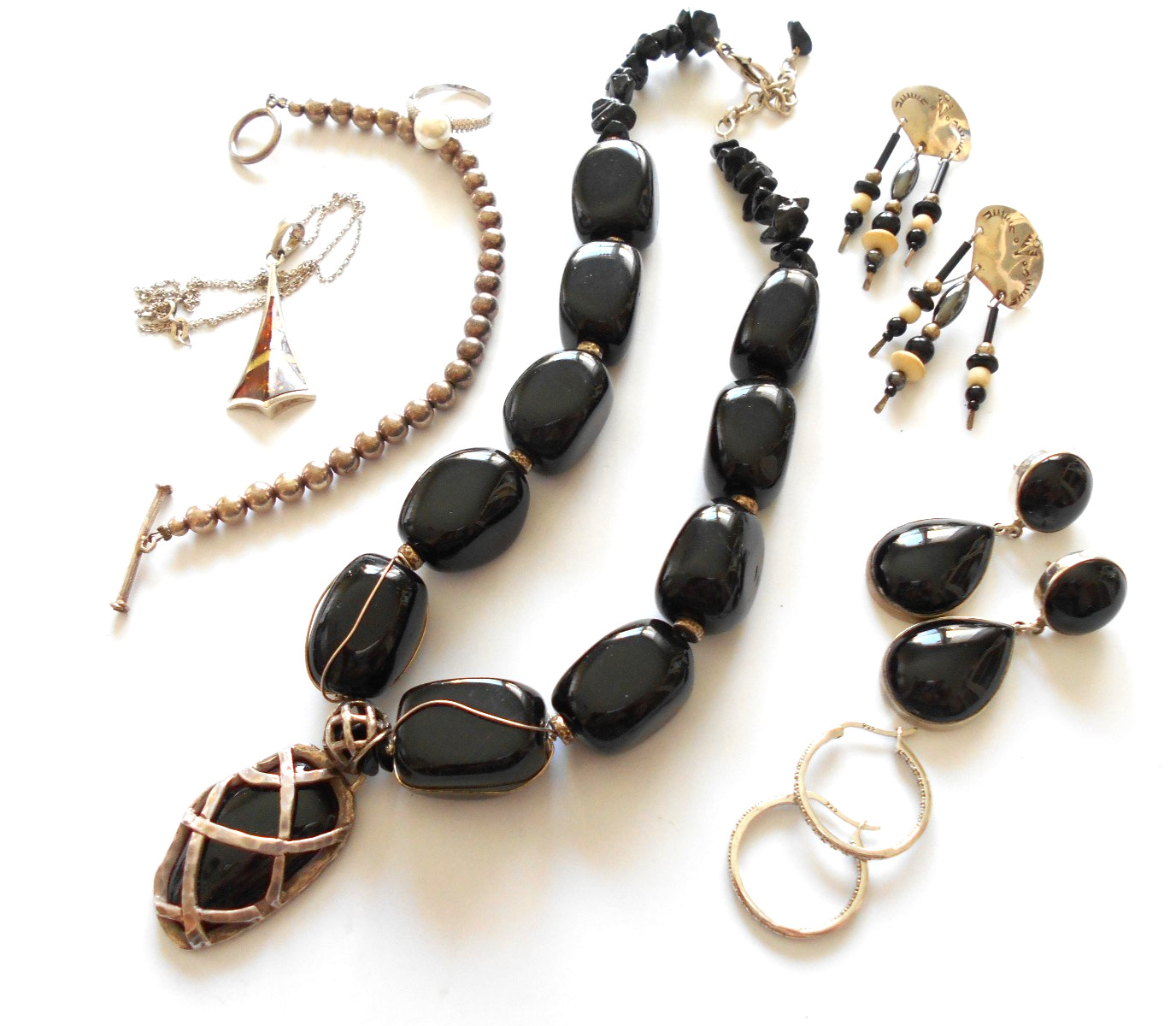 Lot of 7 Pieces Sterling Silver Onyx Amber Jewelry    Lot #6  194 Grams