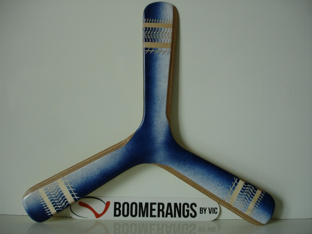 "Whizzer" functional boomerang really returns! Handcrafted by Boomerangs by Vic