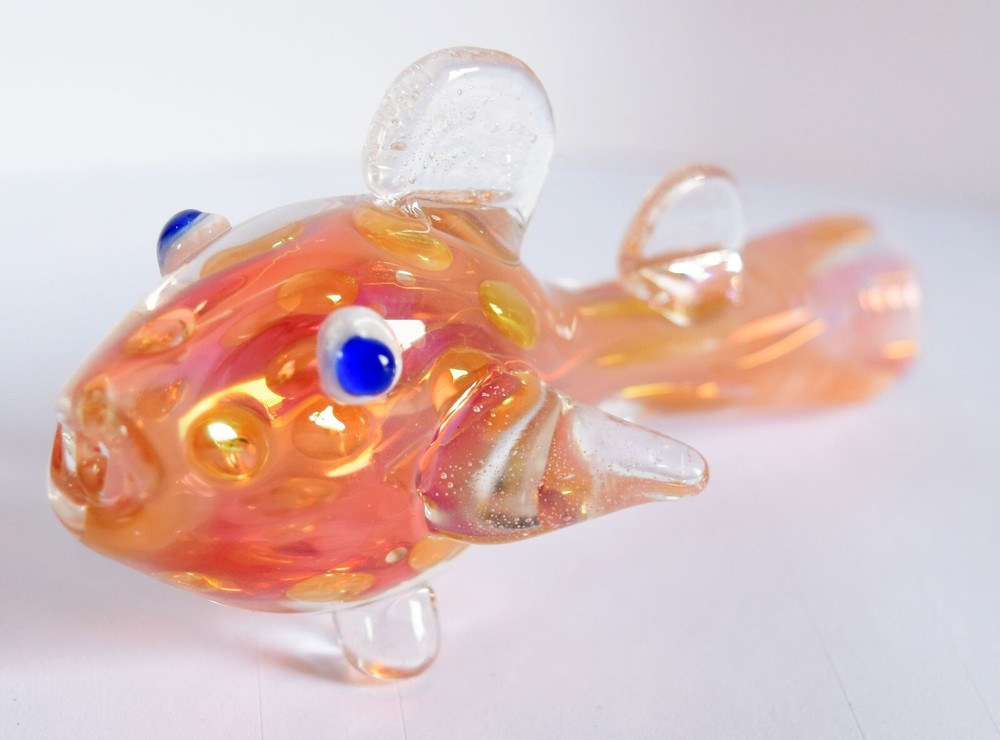 FISH 3" SMALL GLASS CHILLUM PIPE – ASSORTED COLORS PGA010