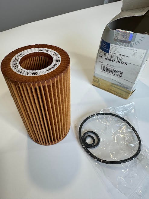 Mopar 5086301AA Engine Oil Filter