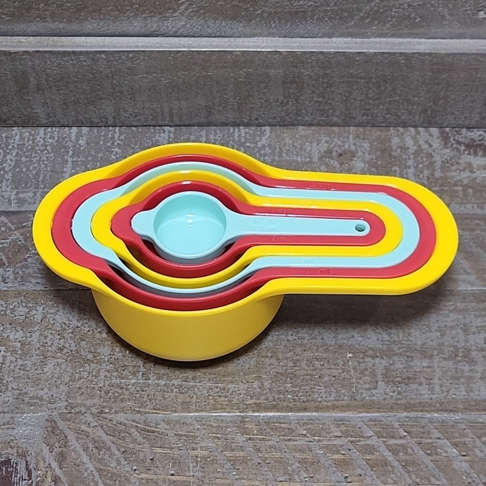6 Measuring Cups Stackable Multicolor Complete Set of 6 New Good Cook