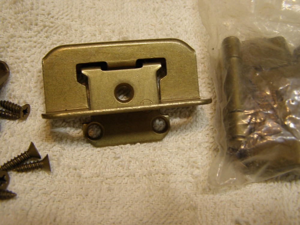 4 NOS Amerock Self Closing Burnished Brass Hinges 1/2" Overlay Partial Wrap