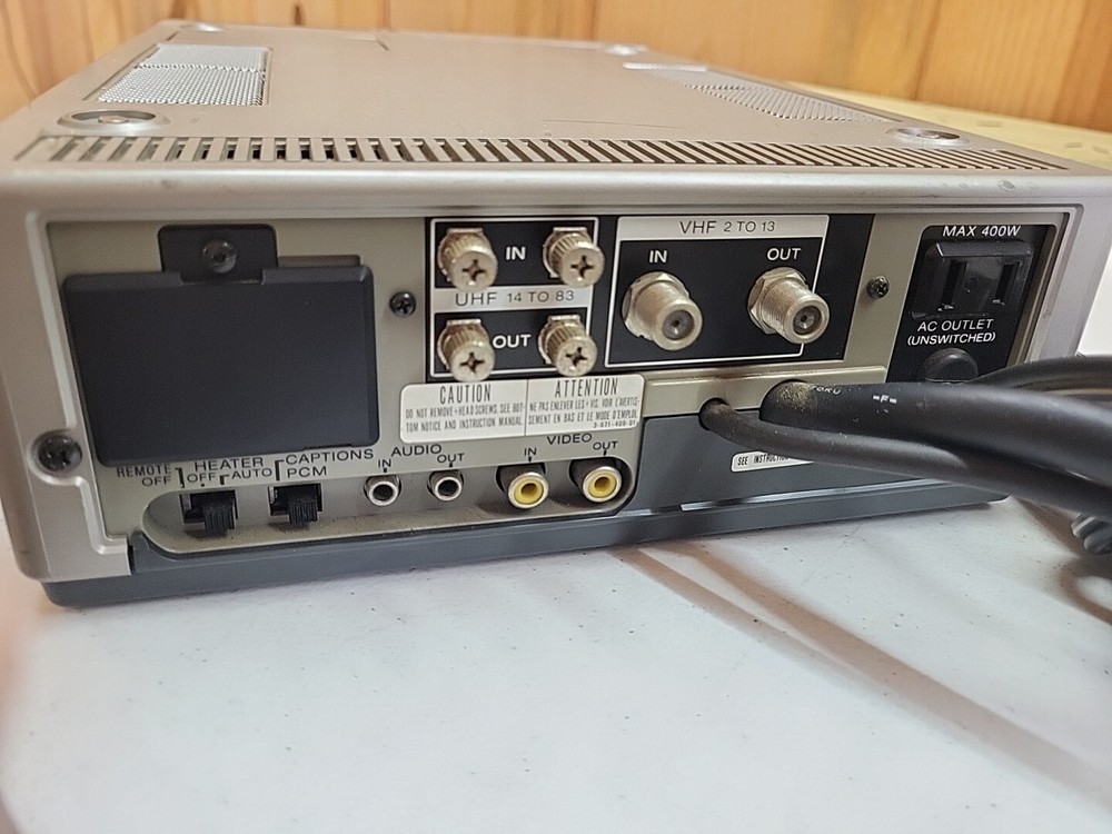 Vintage Programmable Betamax Portable Tuner Timer Unit Sony TT-2000 Untested