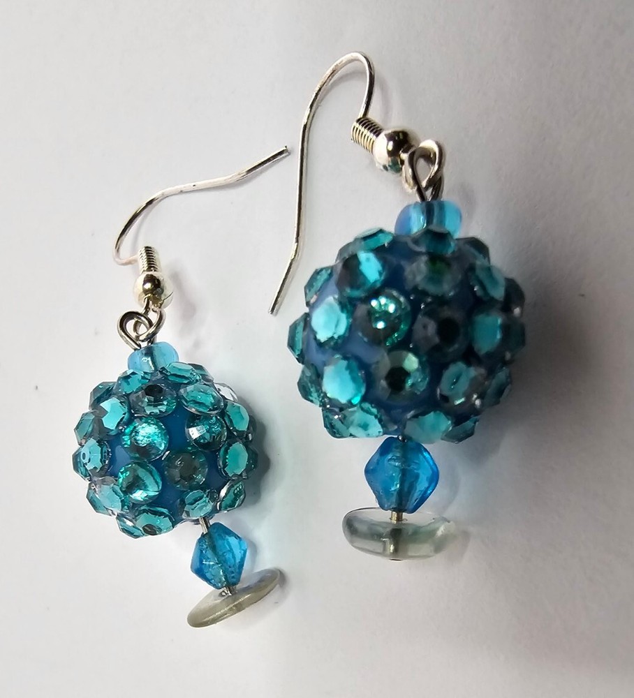 Earrings, Handcrafted, Blue beads, Dangle, Pierced