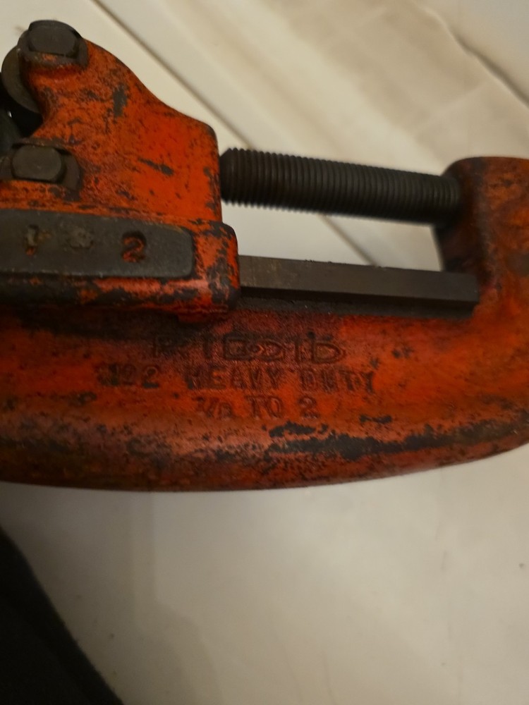 RIDGID Pipe Cutter No 2A heavy duty