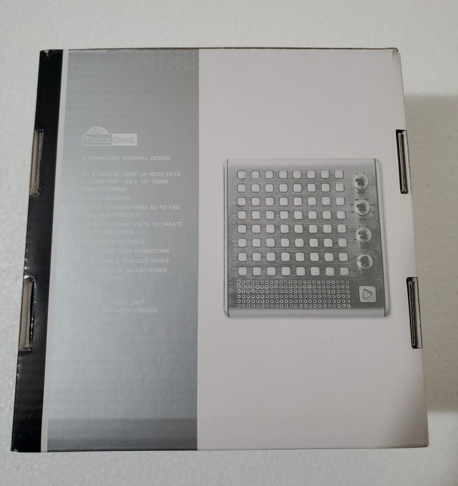 Thinkgeek Bliptronic 5000 Matrix Synthesizer Techno Beat Rhythm Audio Machine