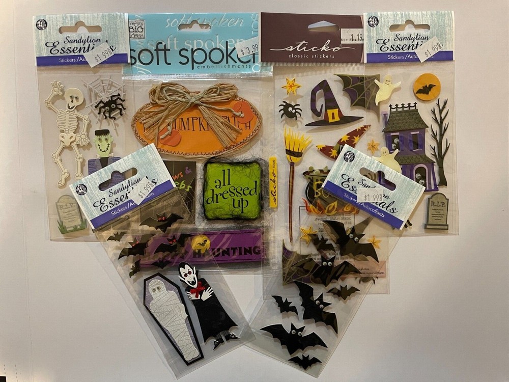 HALLOWEEN ASSORTED EMBELLISHMENTS