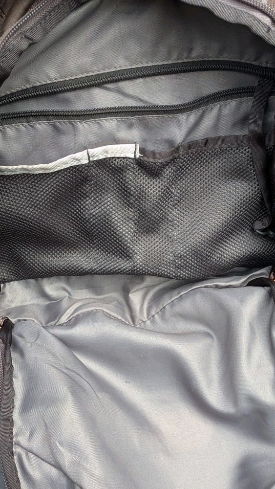 The North Face Jester Gray Daypack Backpack Hiking Adjustable Straps - READ!