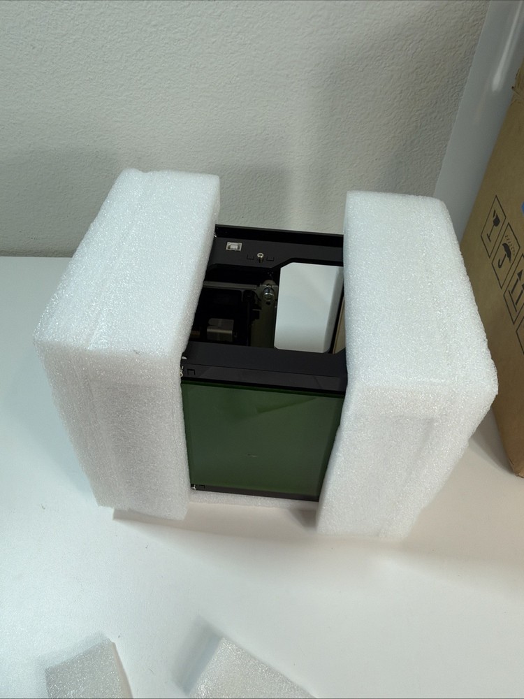 Small Laser Engraving Machine 6x8 IN With Some Testing Samples