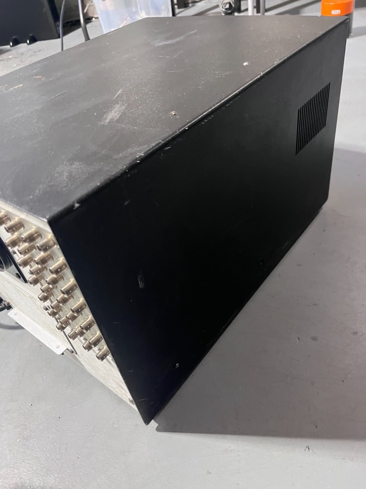 Vintage Wang 5525 Computer - 8'' floppy disk drive- Untested - Powers on
