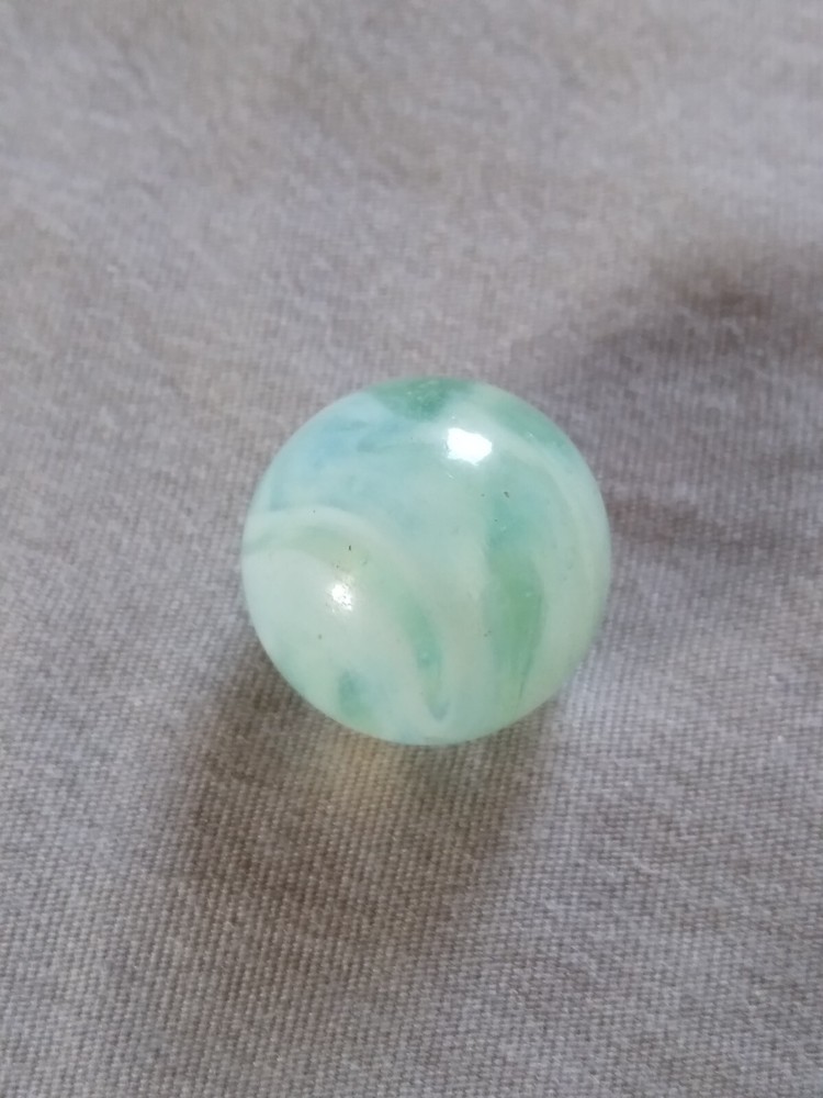 Vintage 9/16" Glass Playing Marble.