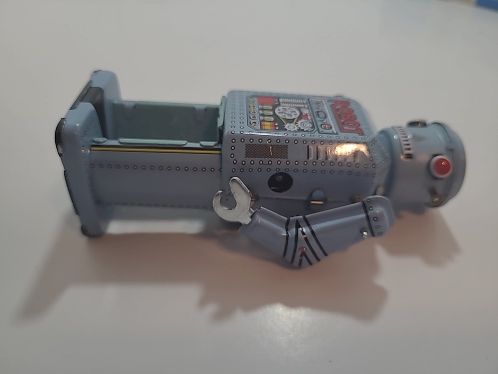 Tin Wind Up Robot Mechanical Robot With Key And Box Tested Great Shape