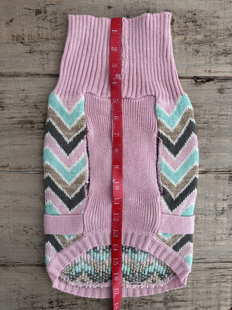 DOG SWEATER Chevron pattern SIZE Medium