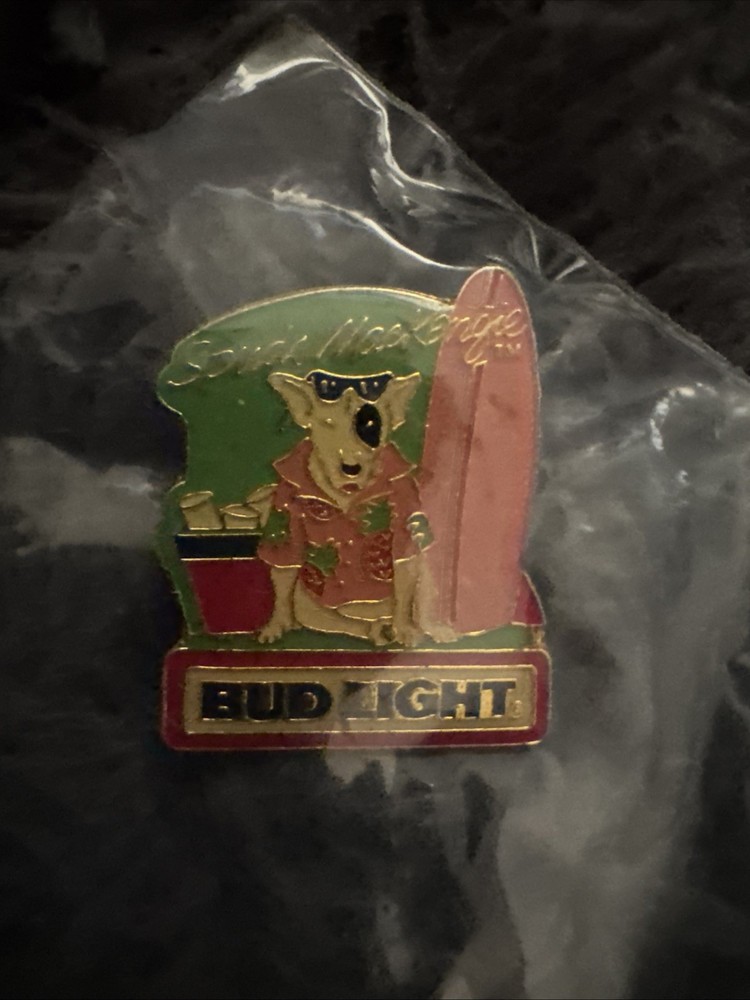 Vintage Spuds Mackenzie Bud Light Pin