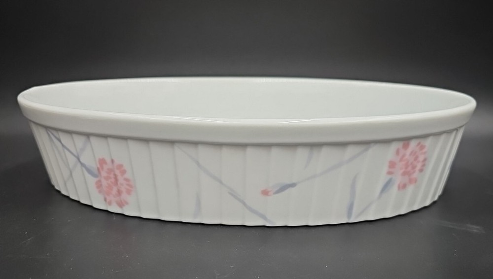Studio Nova PINK CARNATIONS 12" Oval Baker NEW BOXED Bake n' Serve