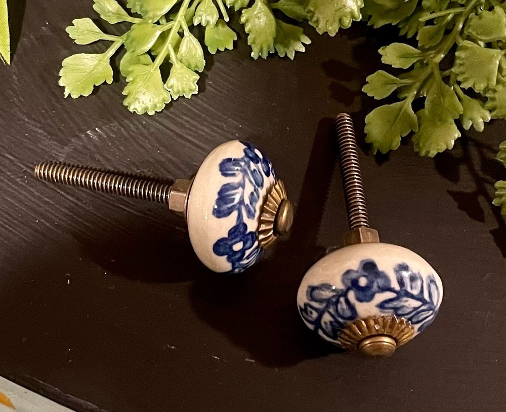 1 Antique Blue white Porcelain Ceramic Drawer Cabinet Knobs Pulls 1.25 brass end