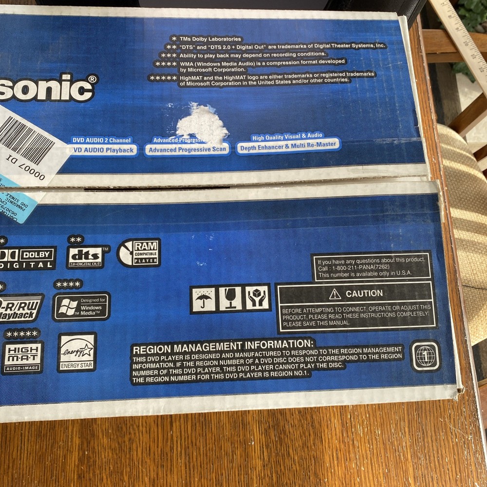 Panasonic DVD-S47 DVD/CD Player Silver Progressive Scan