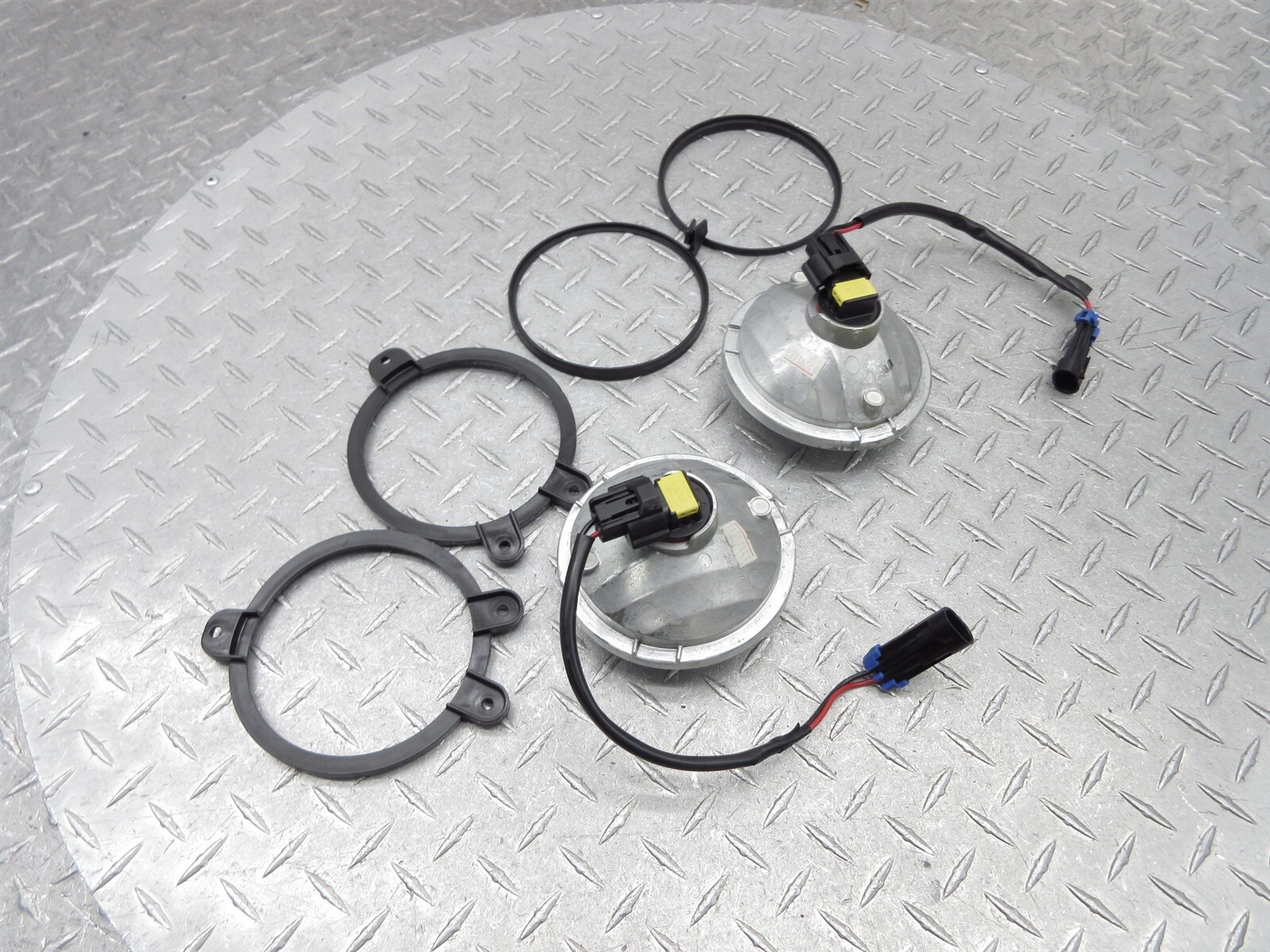 2014 14-18 Indian Chieftain Accessory Running Fog Driving Passing Light Lamp Set