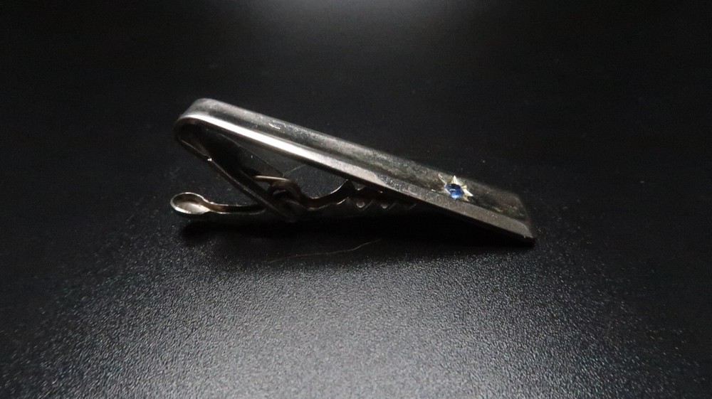 Vintage Silver Blue Stone Accent Tie Clip Bar BB6