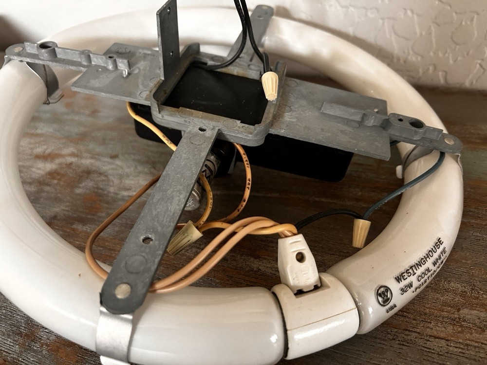 Original Budweiser Clydesdale Carousel Light Part- Light Assembly