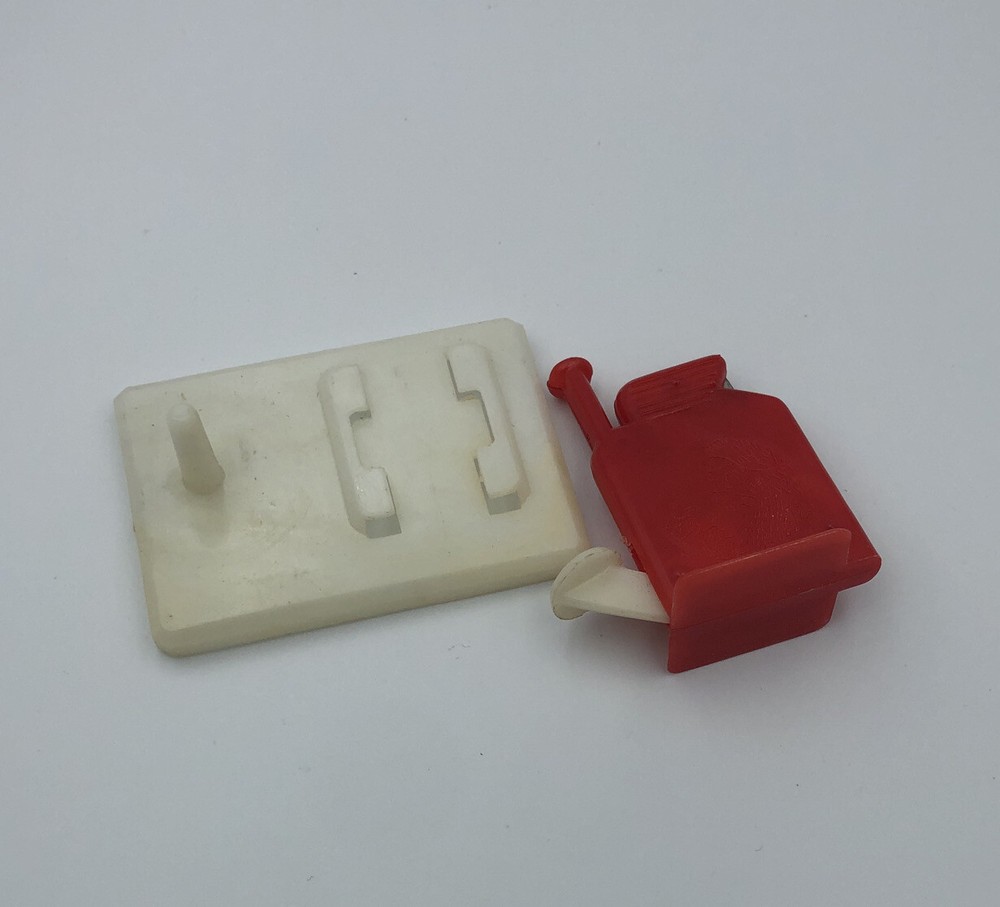 Vintage Automatic Needle Threader with Thread Cutter in Yellow Box Hong Kong