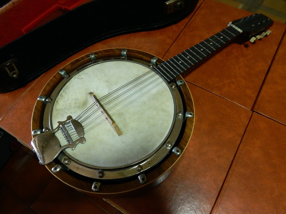 Windsor Banjo 8 strings Model 4 with original case & string WORLDWIDE SHIPPING