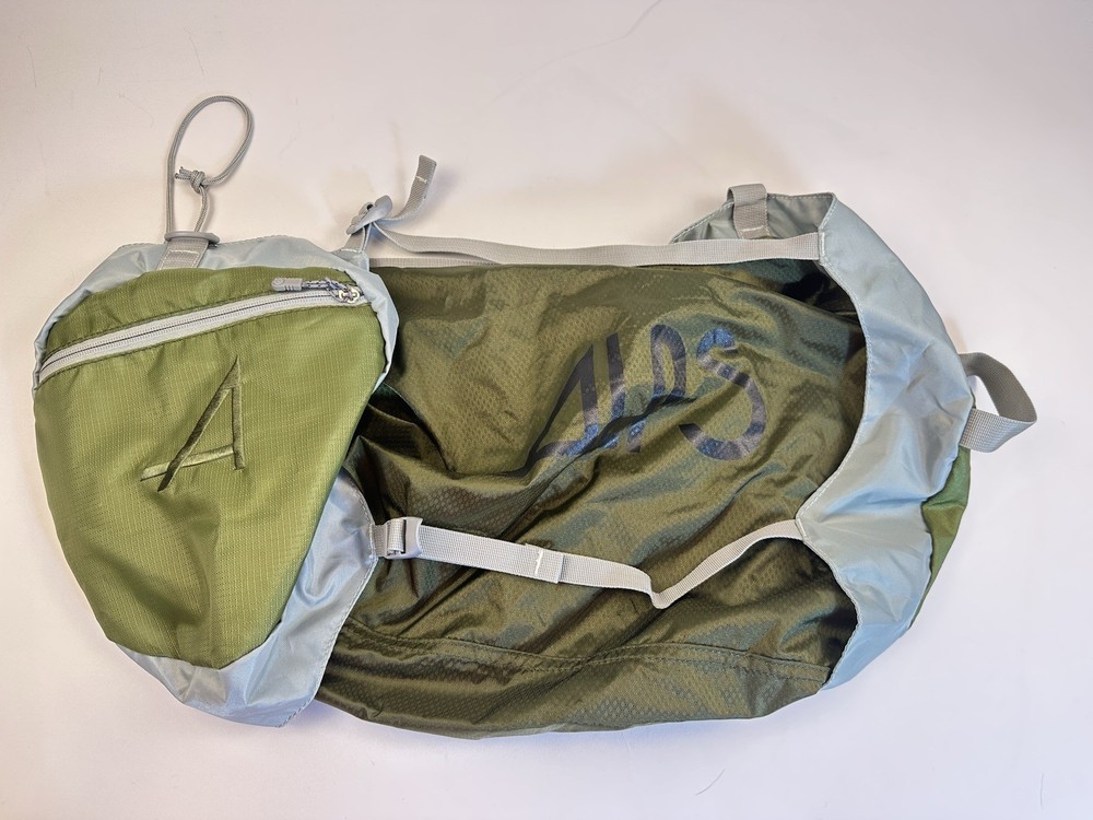 Alps Dry Sack Forest Green And Gray
