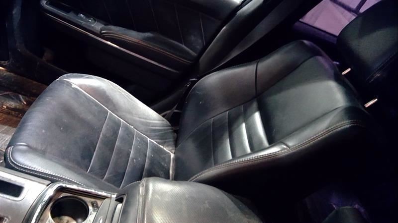 2011-2014 Chrysler 300 Dash 8.4" Display Screen