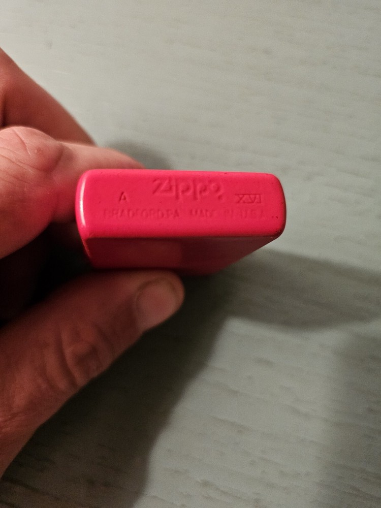 Vintage Matte Red Zippo Lighter W/ Yr 2000 Date Code-Works