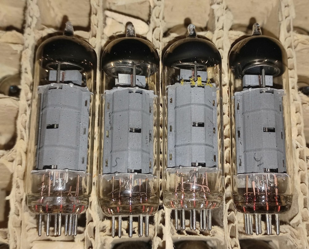 EL84 6BQ5 TESLA Tubes 4 pcs