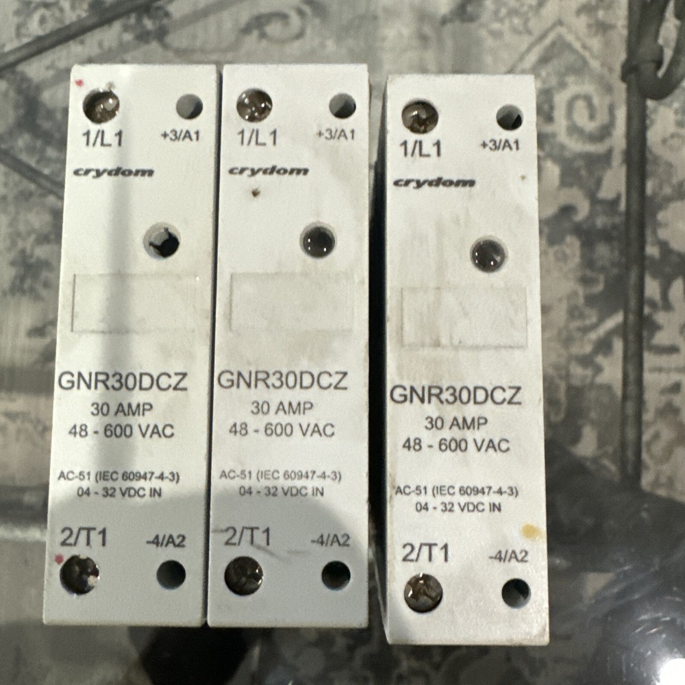 3 Lot - Crouzet GNR30DCZ Solid State Relay