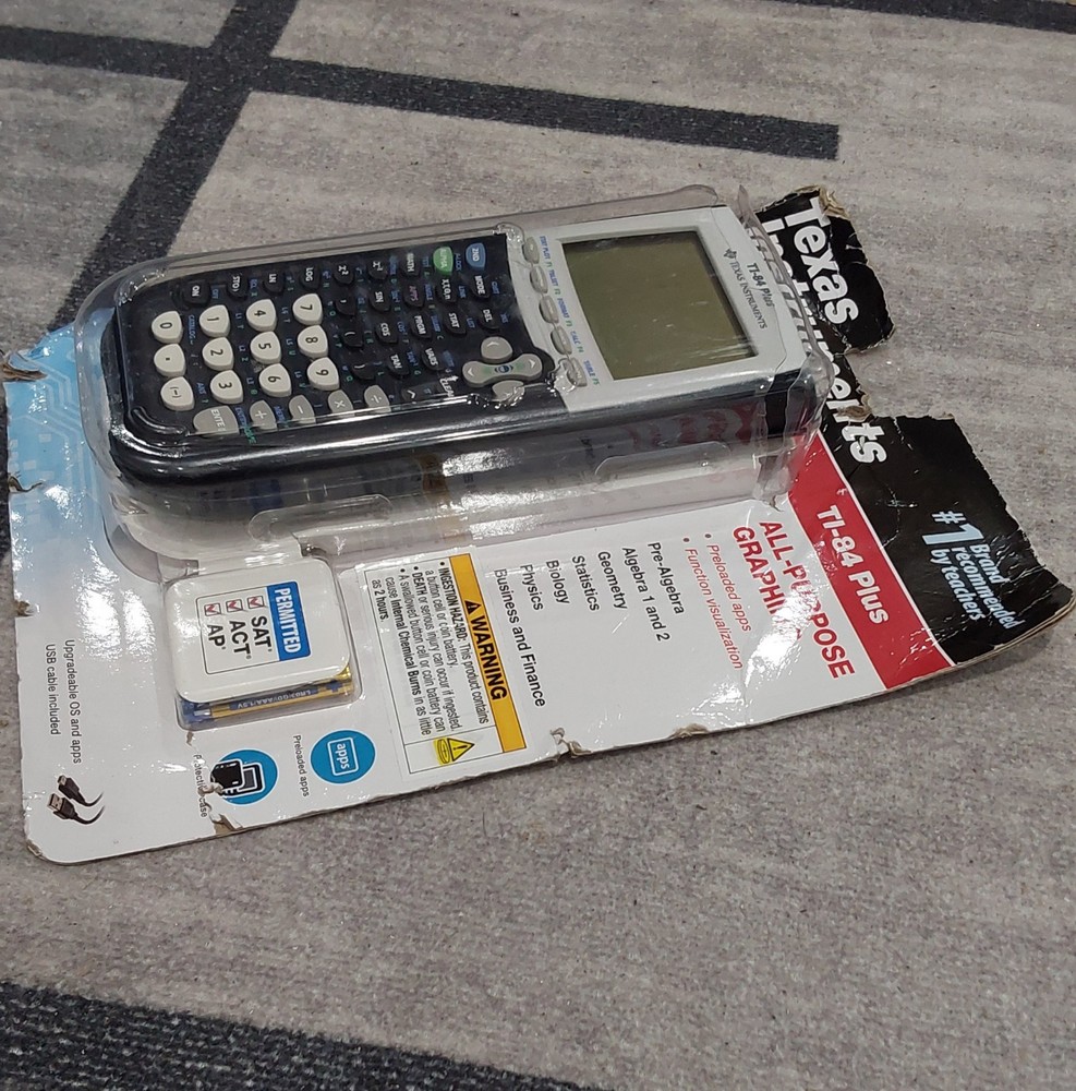 Texas Instruments TI-84 Plus Graphing Calculator NEW Q