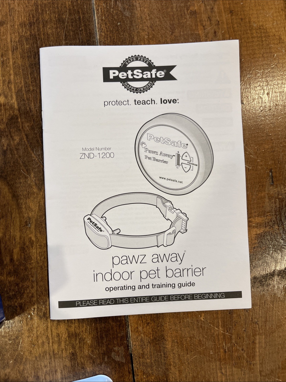 PetSafe Pawz Away Indoor Pet Barrier Kit - Transmitter and Collar ZND-1200