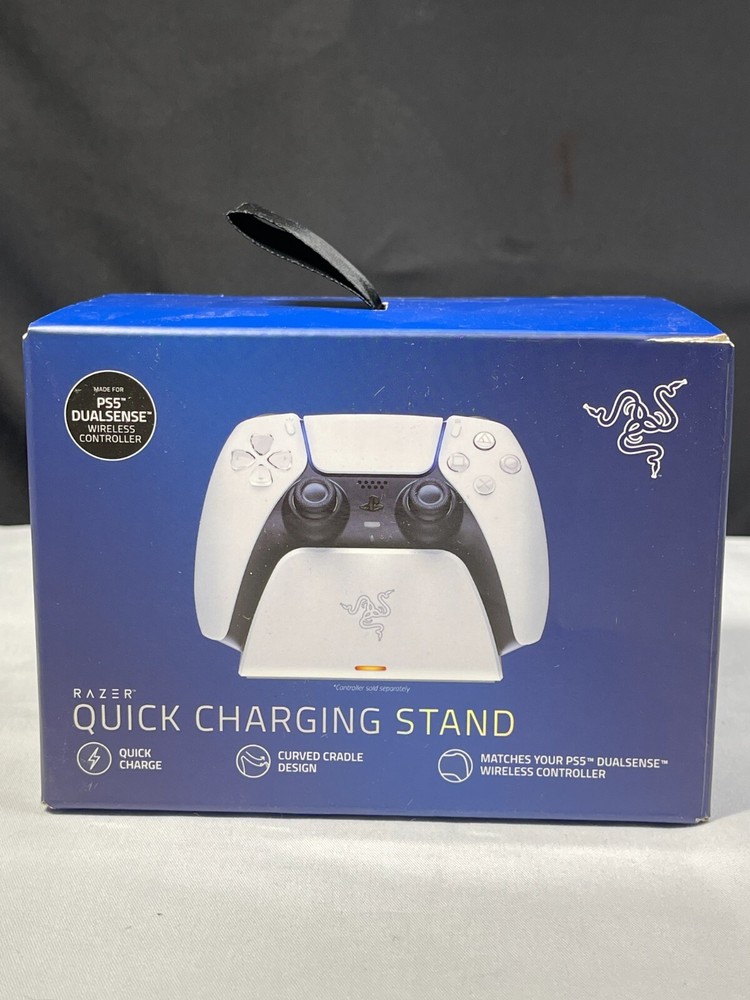Razer White DualSense Wireless Controller Quick Charging Stand For PlayStation 5