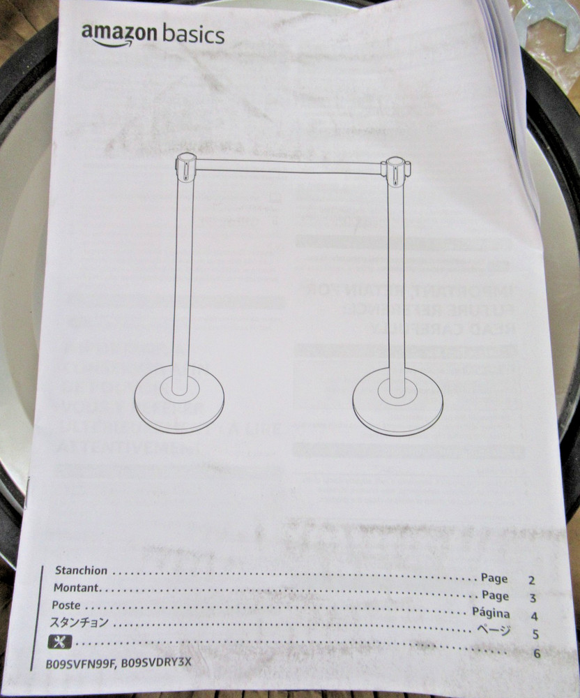 Amazon Basics Premium Crowd Control Stanchion